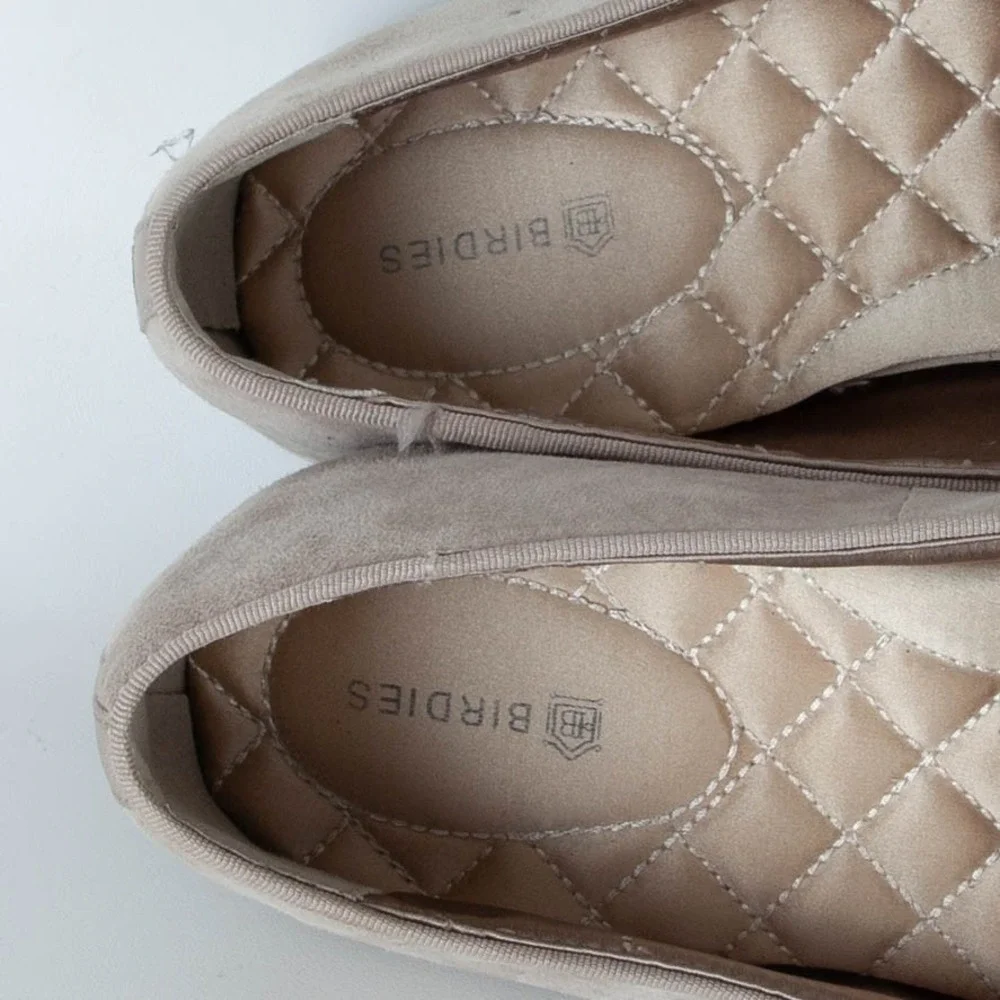 Birdies The Starling Suede Loafers Flats Beige Slip On‎ Size 9 Preppy Comfort